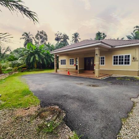 Homestay Selinsing Simpang Ampat Semanggol Экстерьер фото