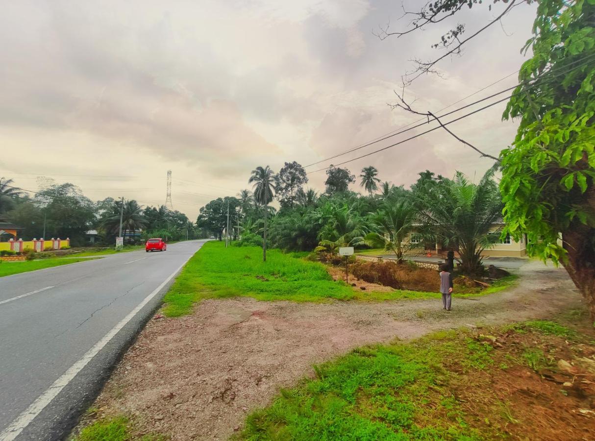 Homestay Selinsing Simpang Ampat Semanggol Экстерьер фото